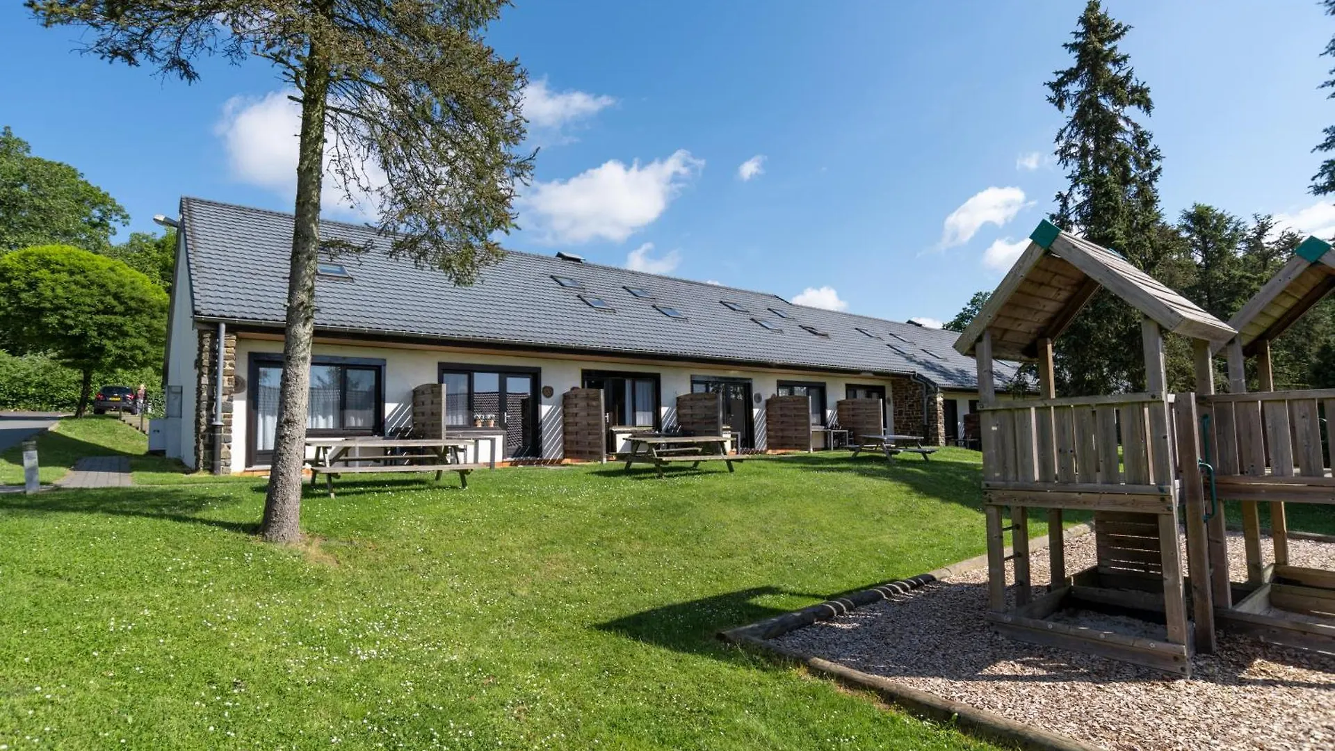 Holiday home Holiday Park La Sapiniere Hosingen